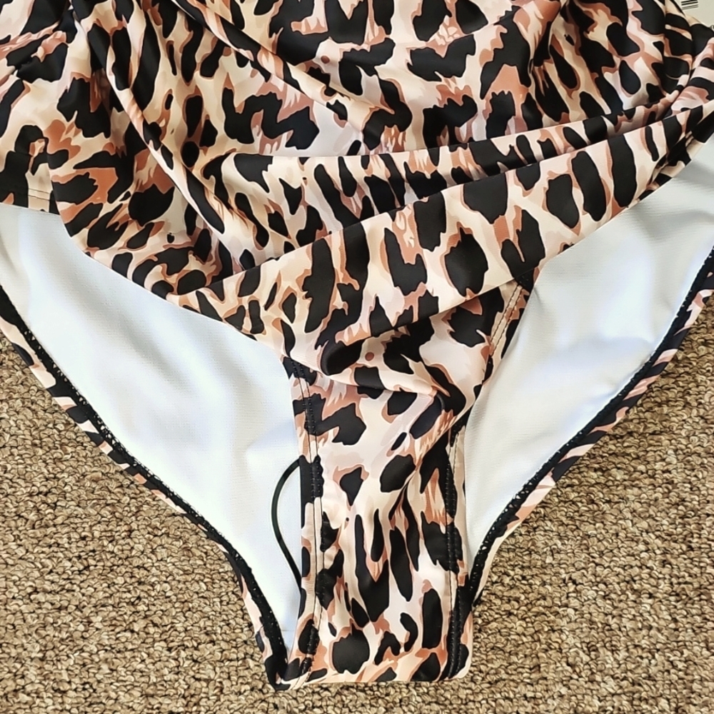 Swim Suit - Picture 7 of 16